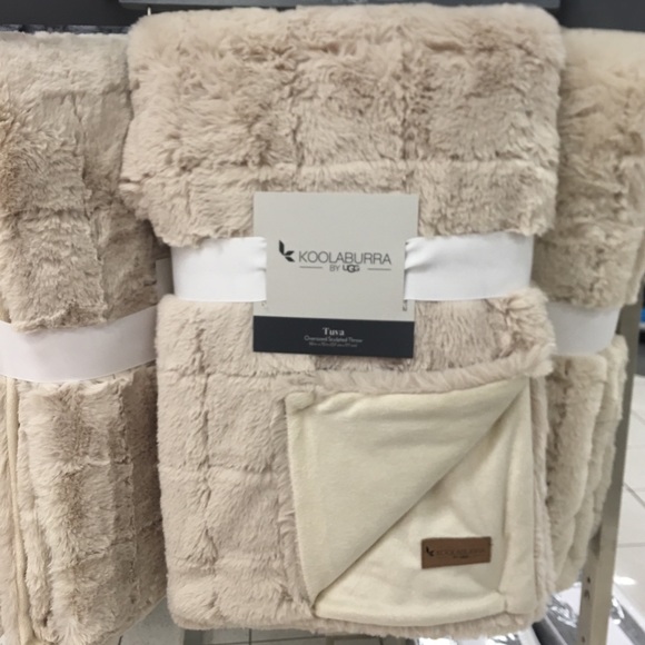 koolaburra by ugg tuva throw